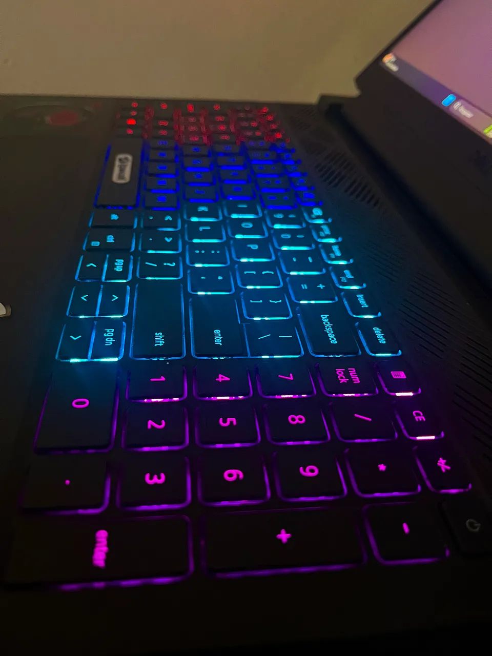  Dell G15 Gamer Ryzen 5 + RTX 3050 + Mochila Dell Gaming 17 - Foto 4