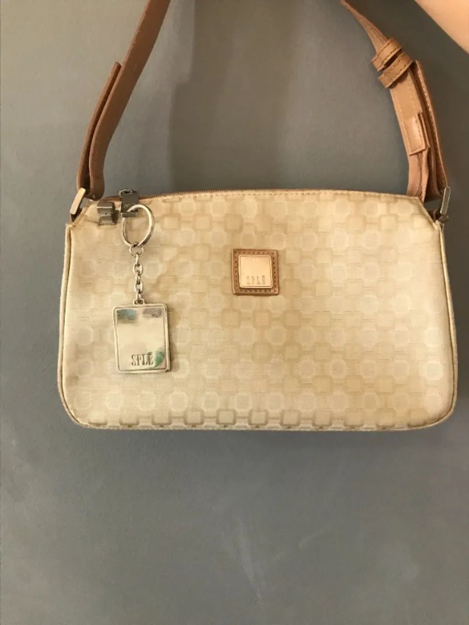 Bolsa De Obro Marrom e Creme Em Couro Da Marca Splé  - Foto 3