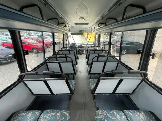 Ônibus original com manual, chave reserva, nota fiscal. Estudo troca e proposta. 89.000    - Foto 8