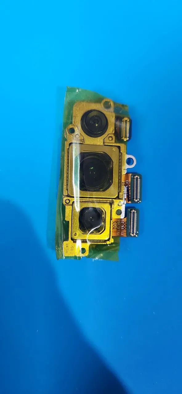 Câmera Tripla para Samsung S22 
