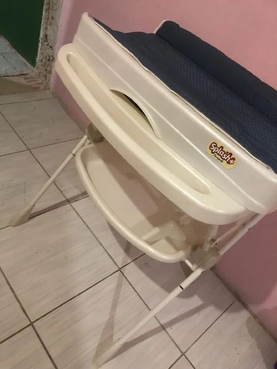 Trocador de bebê Splash + - usado vendo ou troco