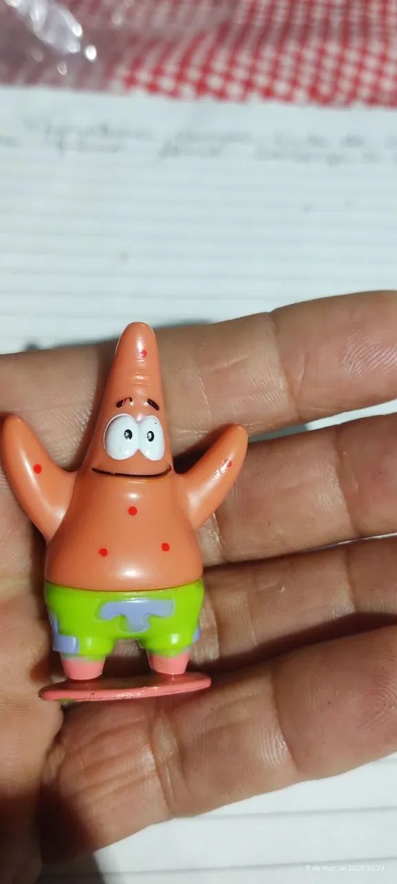 MINIATURA PATRICK DO FILME BOB ESPONJA  - Foto 4