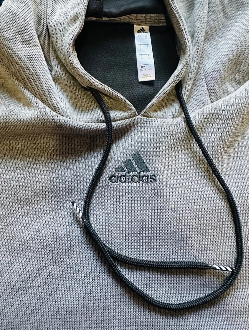 Moletom Adidas com Capuz Importado, Novo e Importado - Foto 5