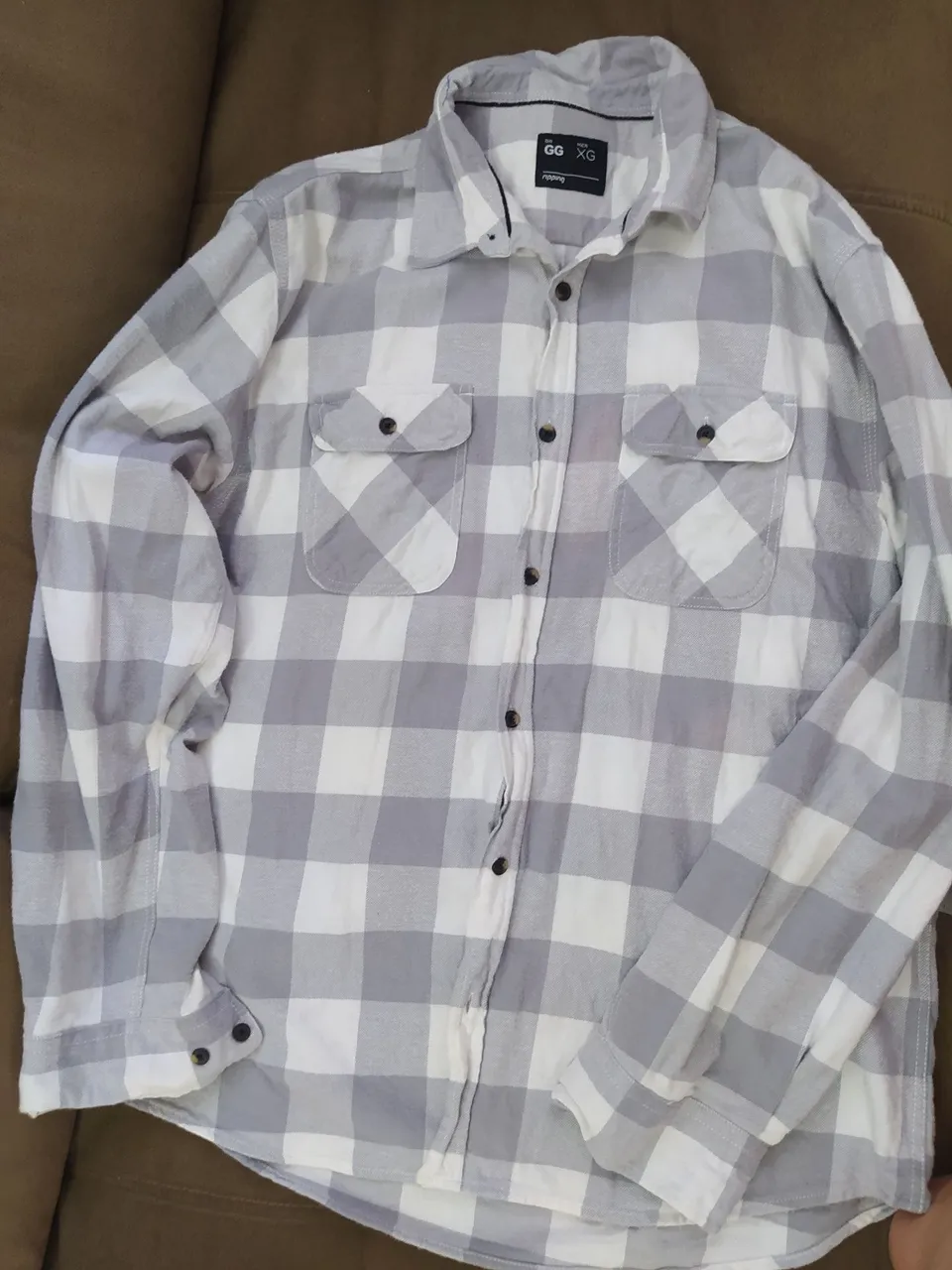 Camisa Xadrez Cinza e Branca GG