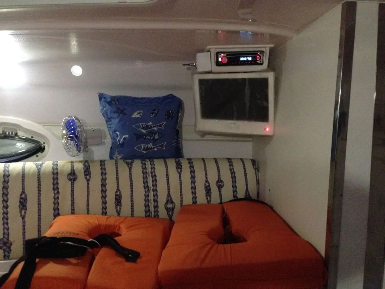 Lancha Tecnoboats 28 Sport Cab  - Foto 6