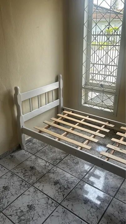 Cama de madeira branca - Sem colchão - Foto 3