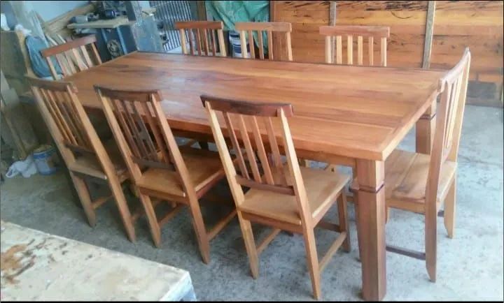 Mesa de Jantar  peroba rosa  220×90 8 cadeiras  - Foto 3