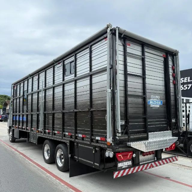 Ford Cargo 815 2010 motorhome, boiadeira - Foto 3