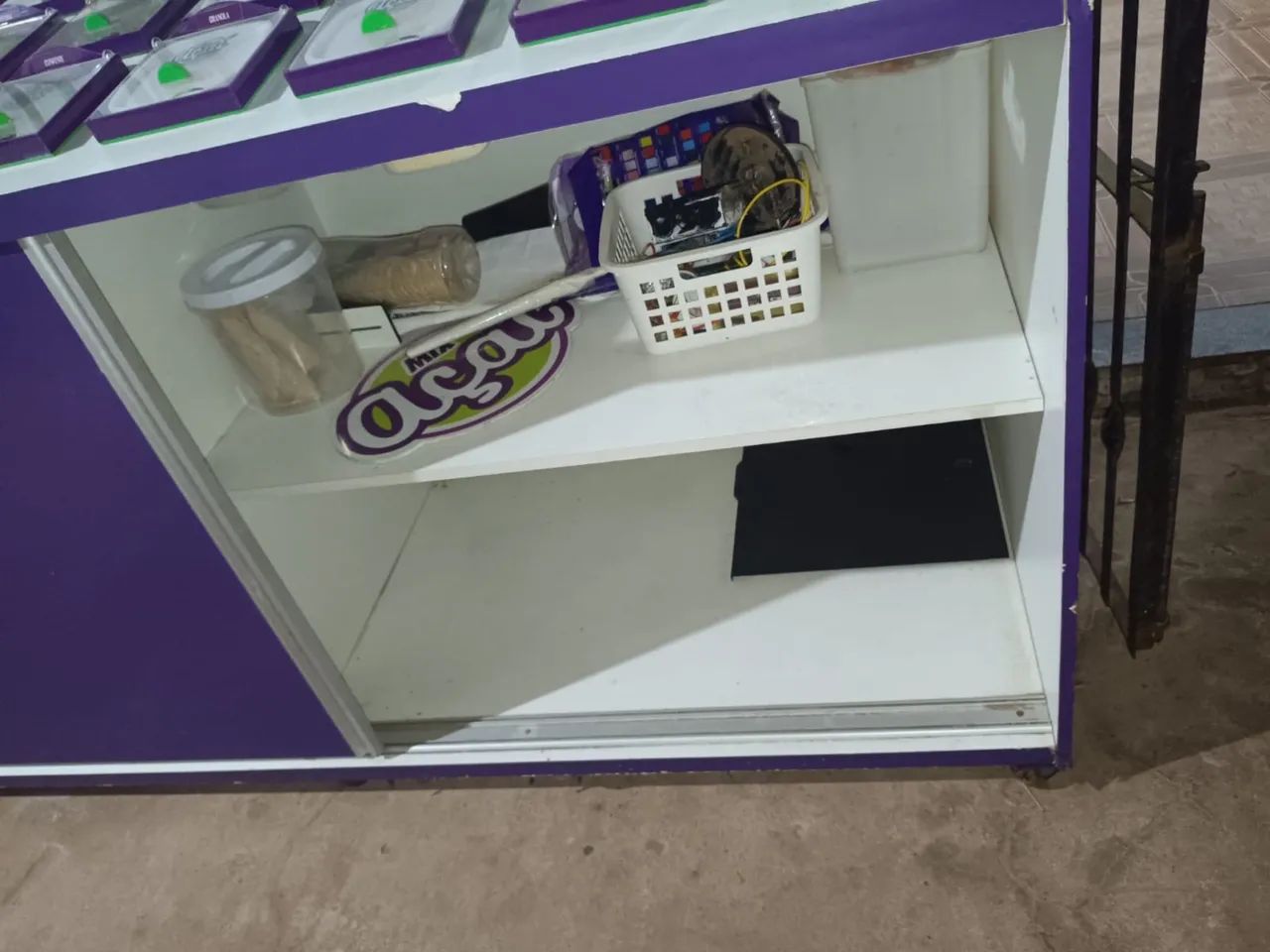  Vende-se móvel para loja de açaí - Foto 3