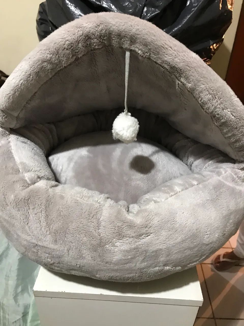 Selling unused cat bed