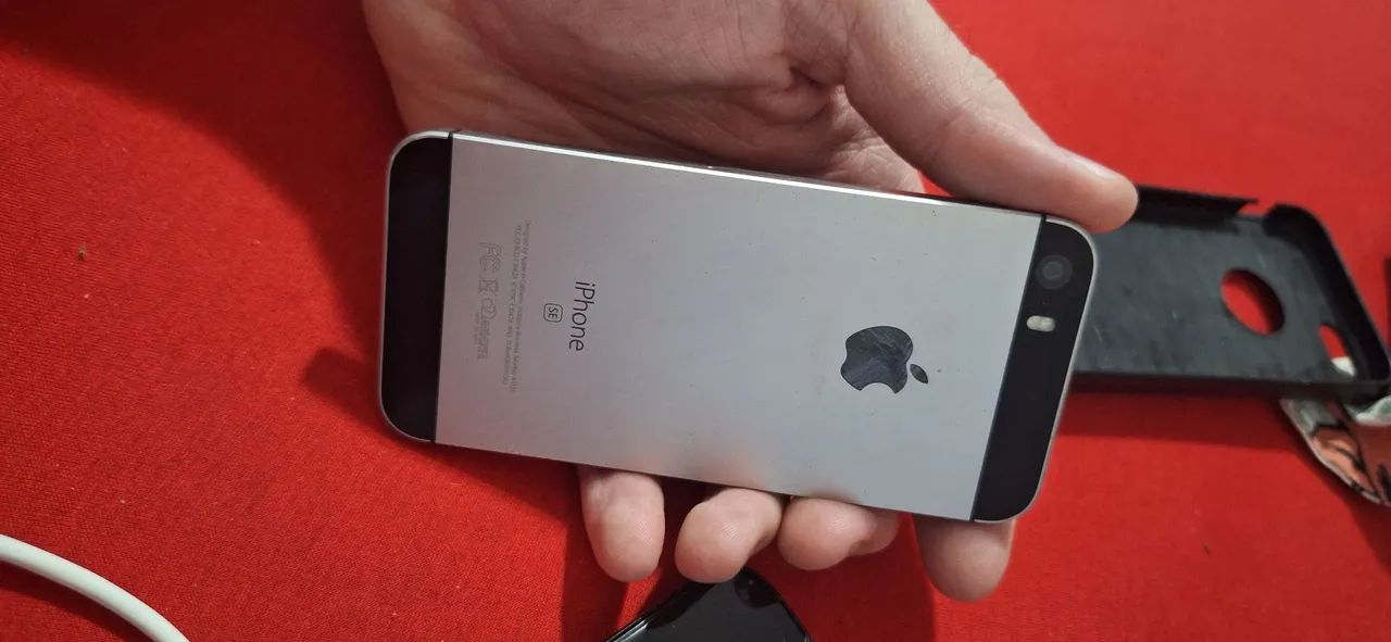 Iphone SE 2016, com um detalhe - Foto 2
