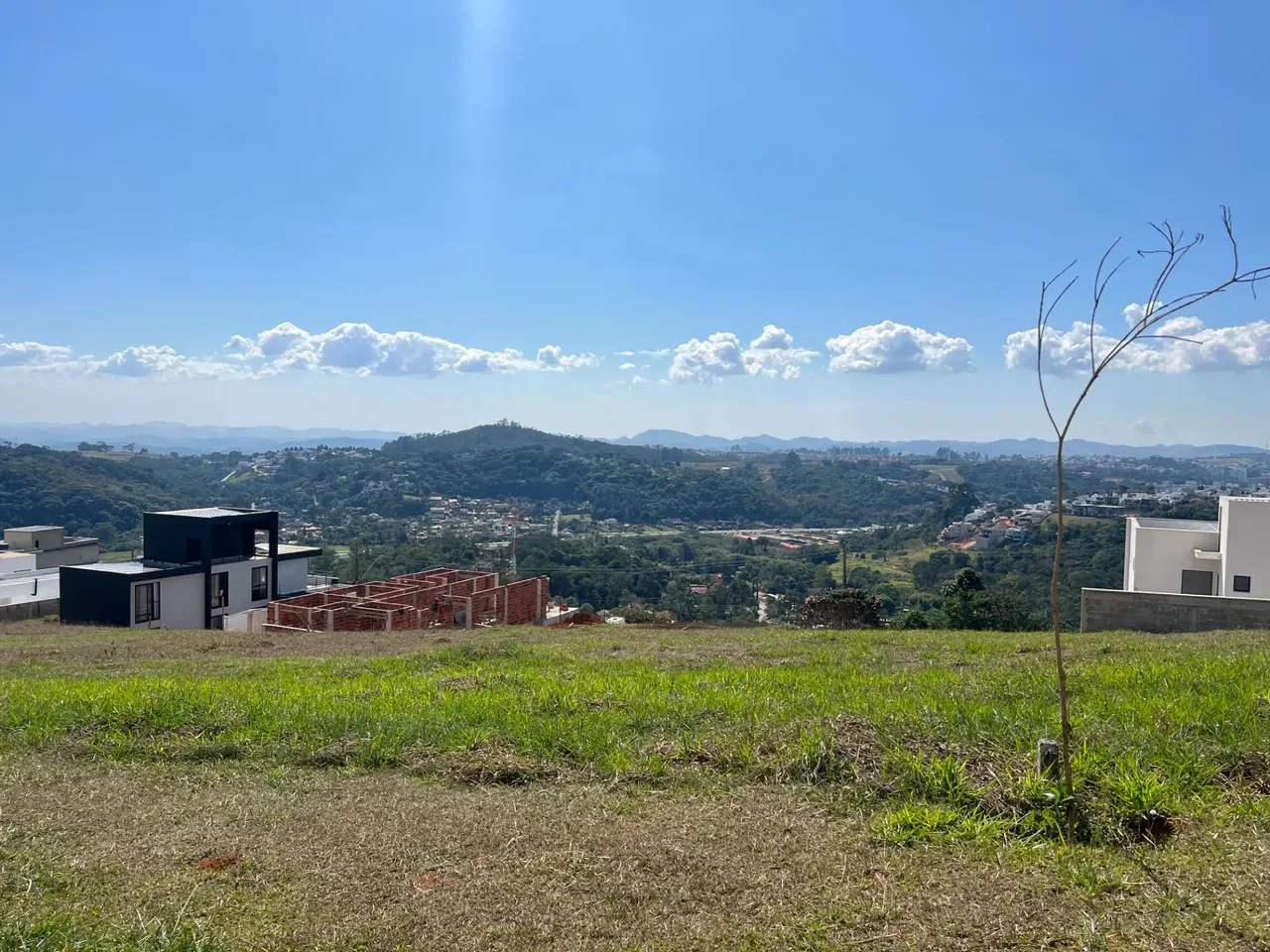 Terreno com vista privilegiada no Residencial Alvim para venda