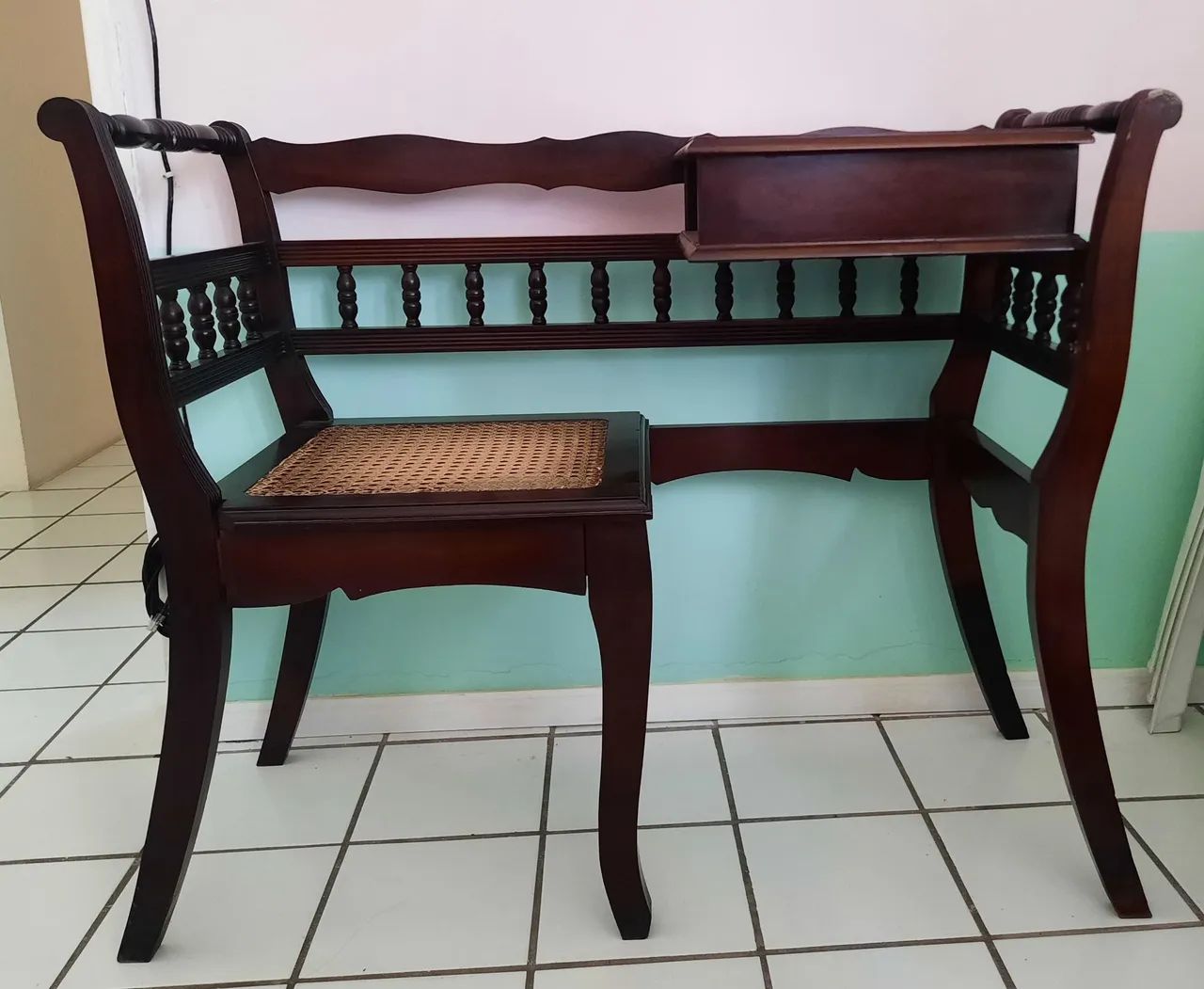 Mesa namoradeira ( ideal para colecionadores) - Foto 3
