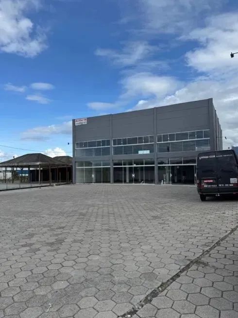 Galpão com Loja para Aluguel - Nova Palhoça - Palhoça - SC
