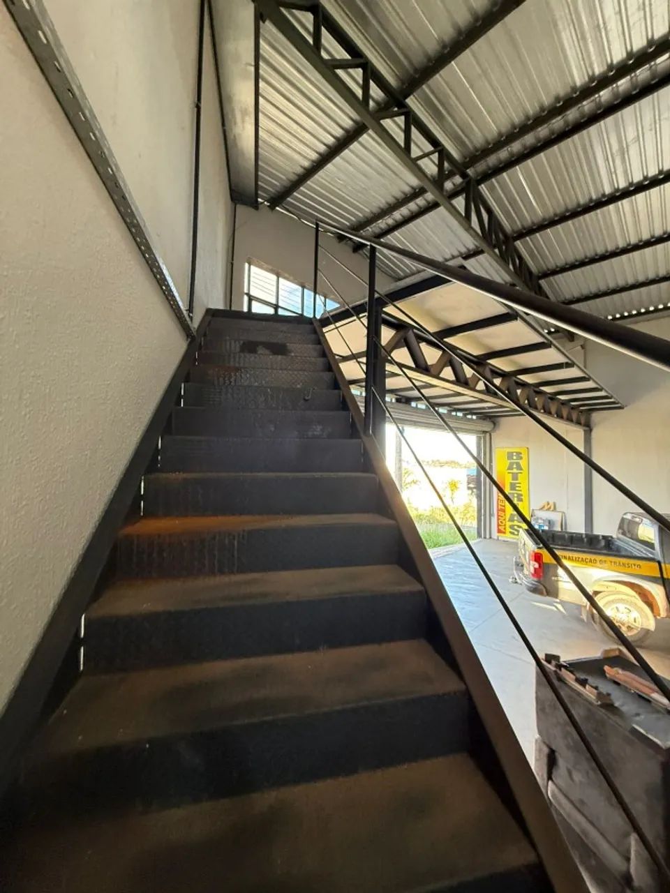 GALPÃO 447 METROS QUADRADO COM MEZANINO - Foto 5