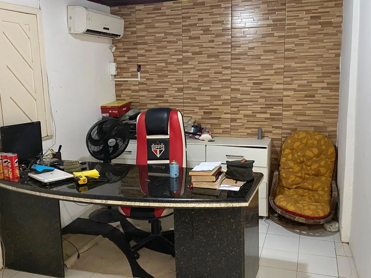 CASA EM PARNAIBA. BAIRRO DIRCEU ARCOVERDE ?NÃO FINANCIA ?