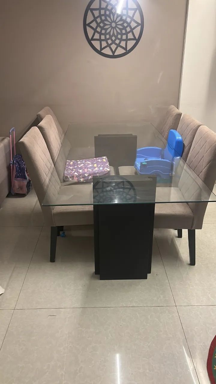 Rectangular glass dining table for 6 people64363875985539123