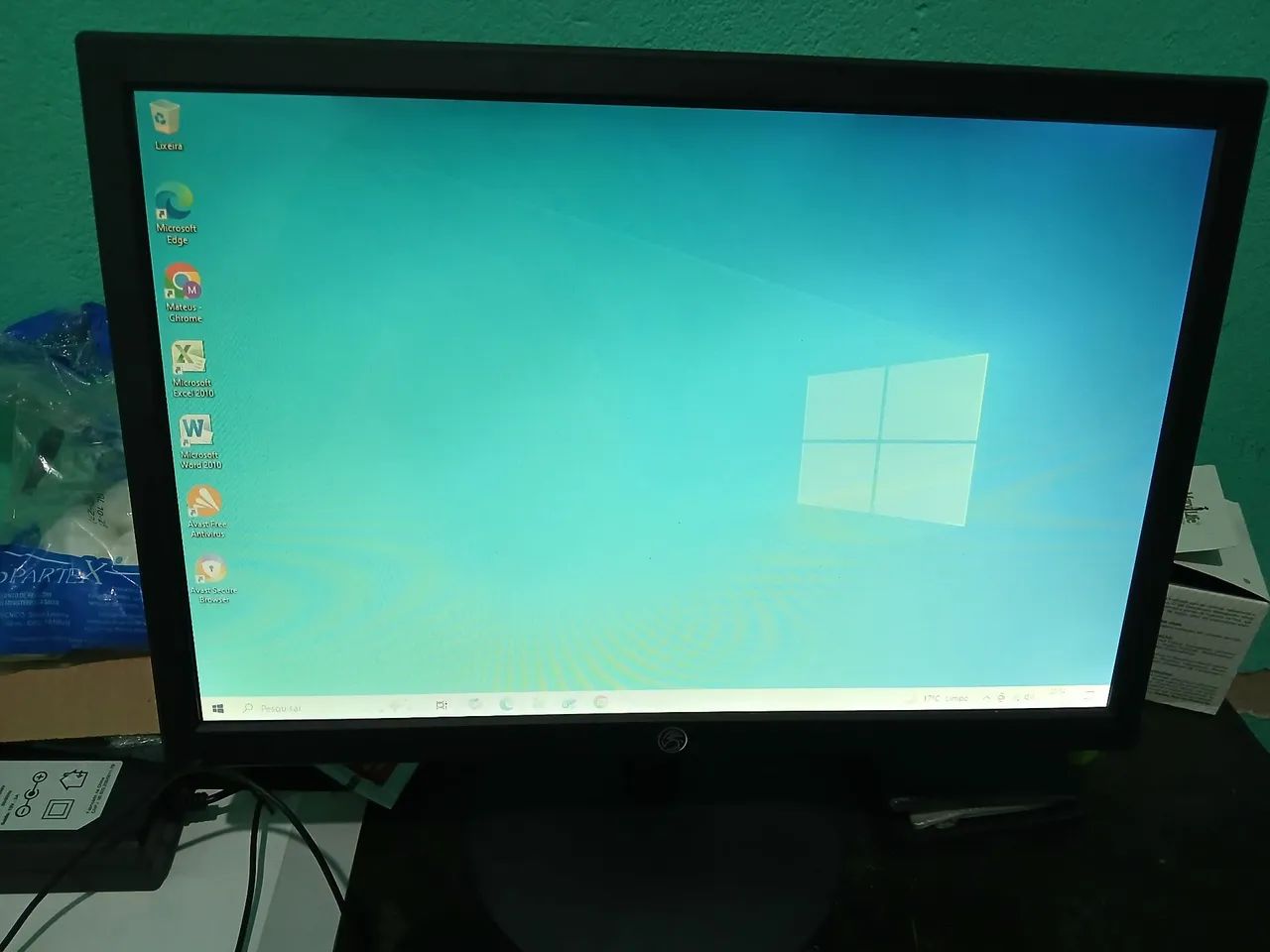 Selling computer with Intel system64363332789379120