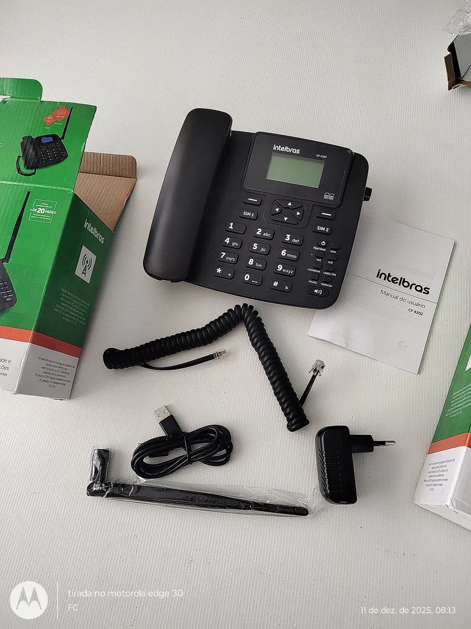 Telefone Celular Fixo GSM Dual Chip Intelbras CF 4202 - Foto 2