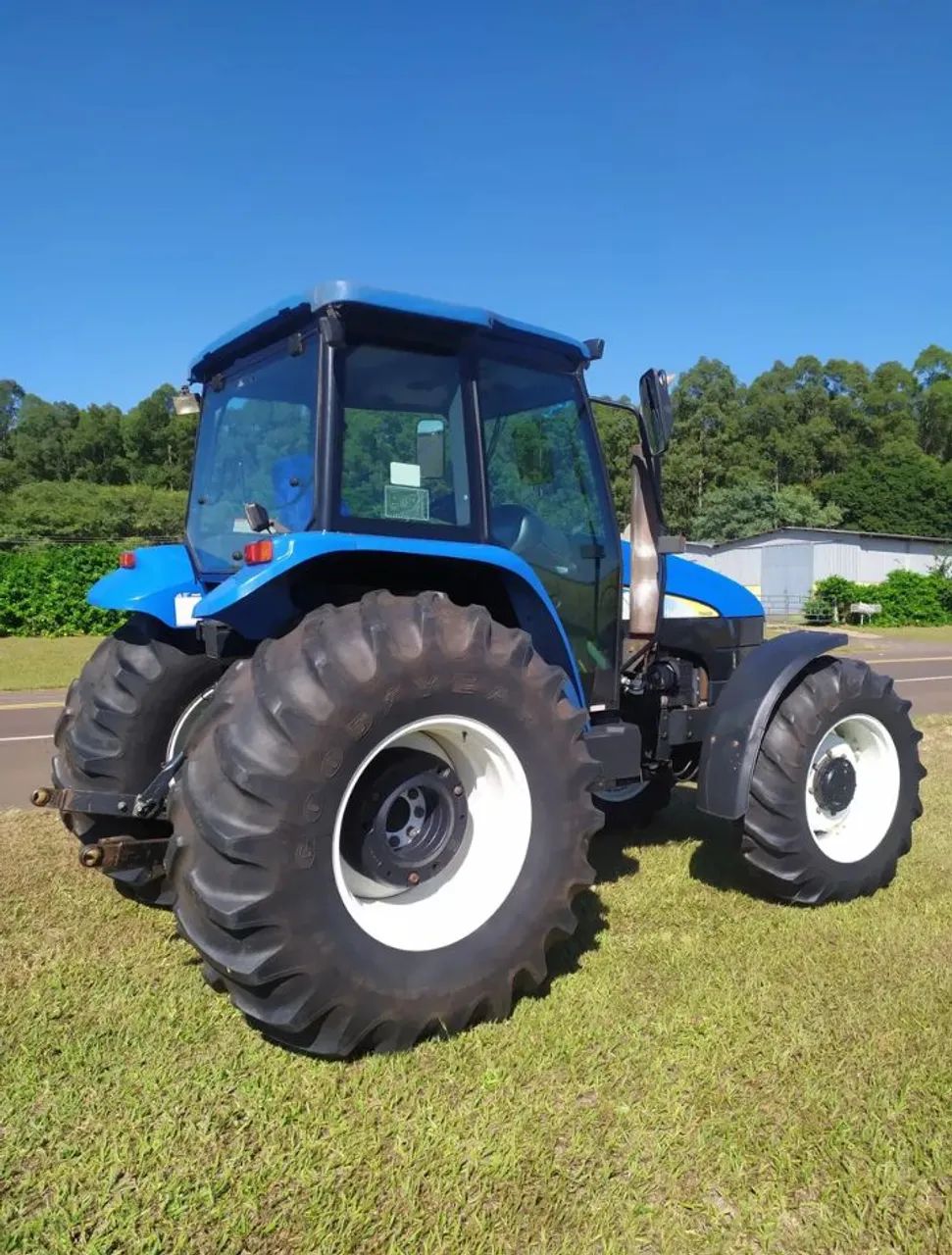 Trator new Holland  - Foto 2