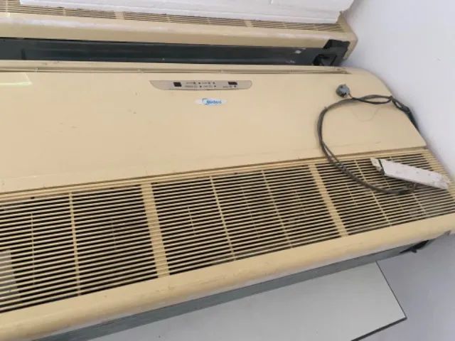 2 evaporadoras 30 mil btus  uma condensadora de 35 - Foto 2