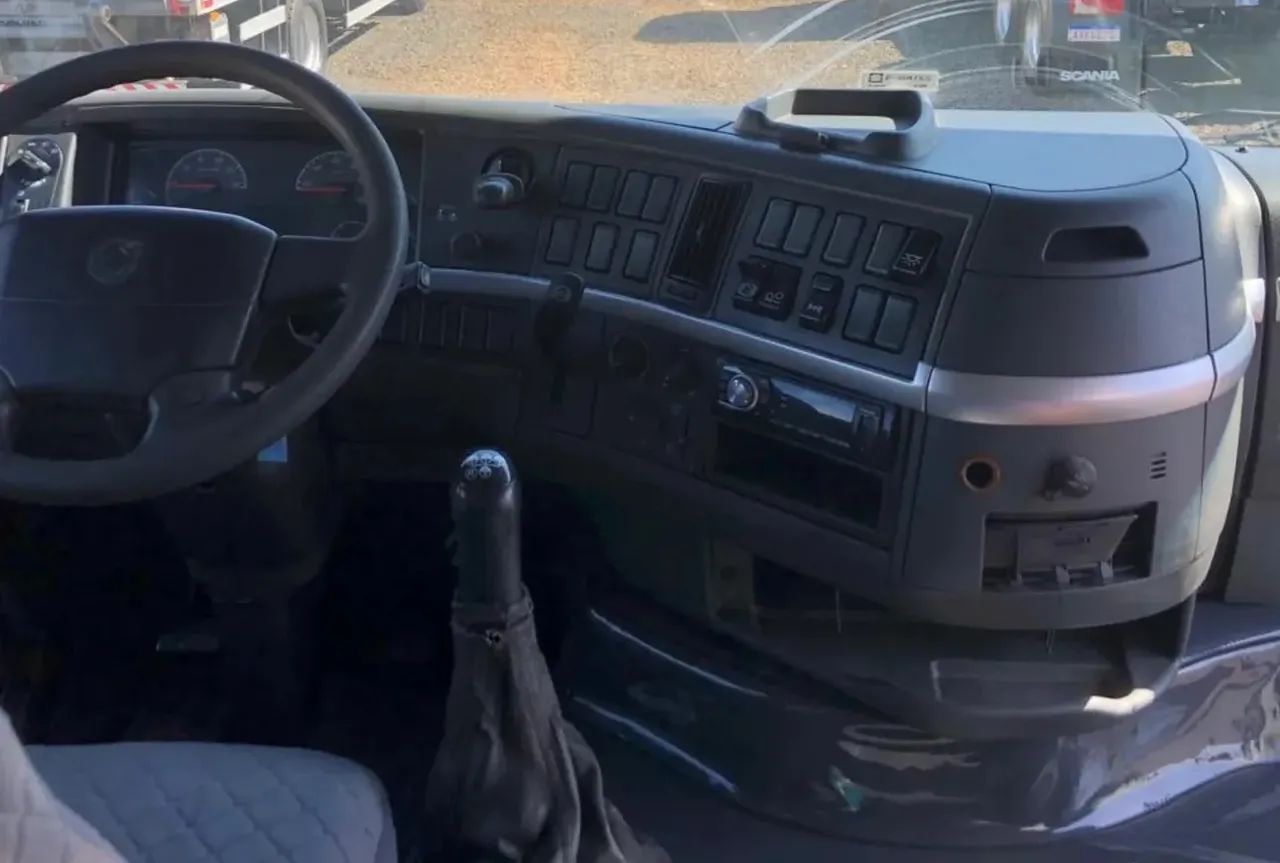 Volvo FH 420  6x2  Ano 2006 - Foto 7