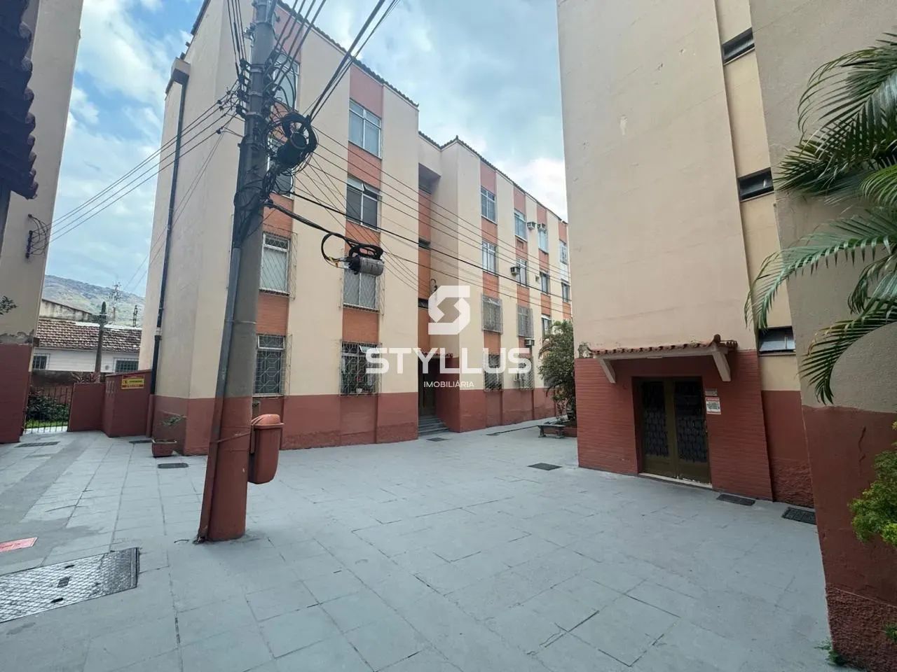 Apartamento em Rua Columbia - 4500m² (Ref: CA8190)