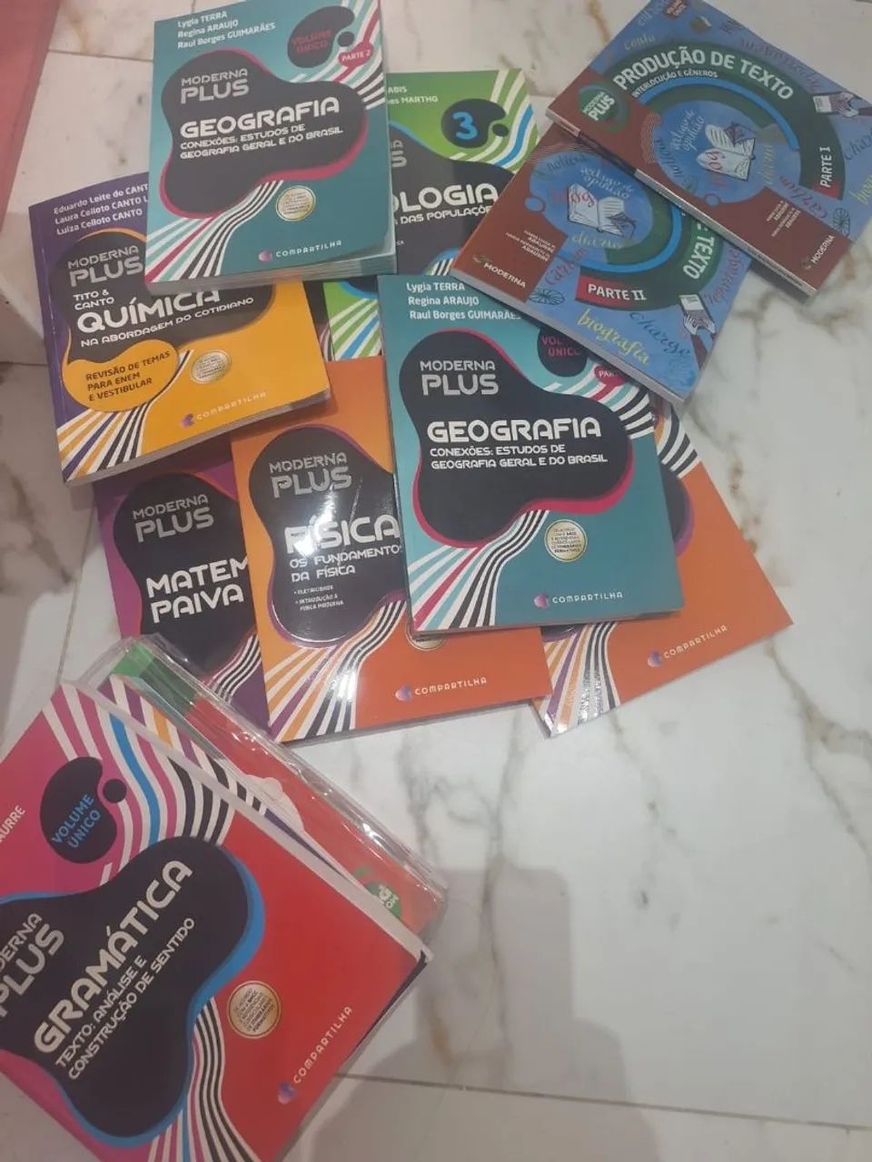Livros Ensino médio  - Foto 3