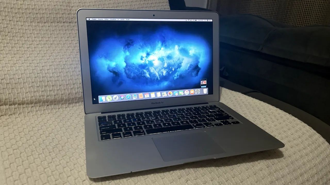 MacBook Air 13? Intel Core i5 - 128GB - Muito conservado