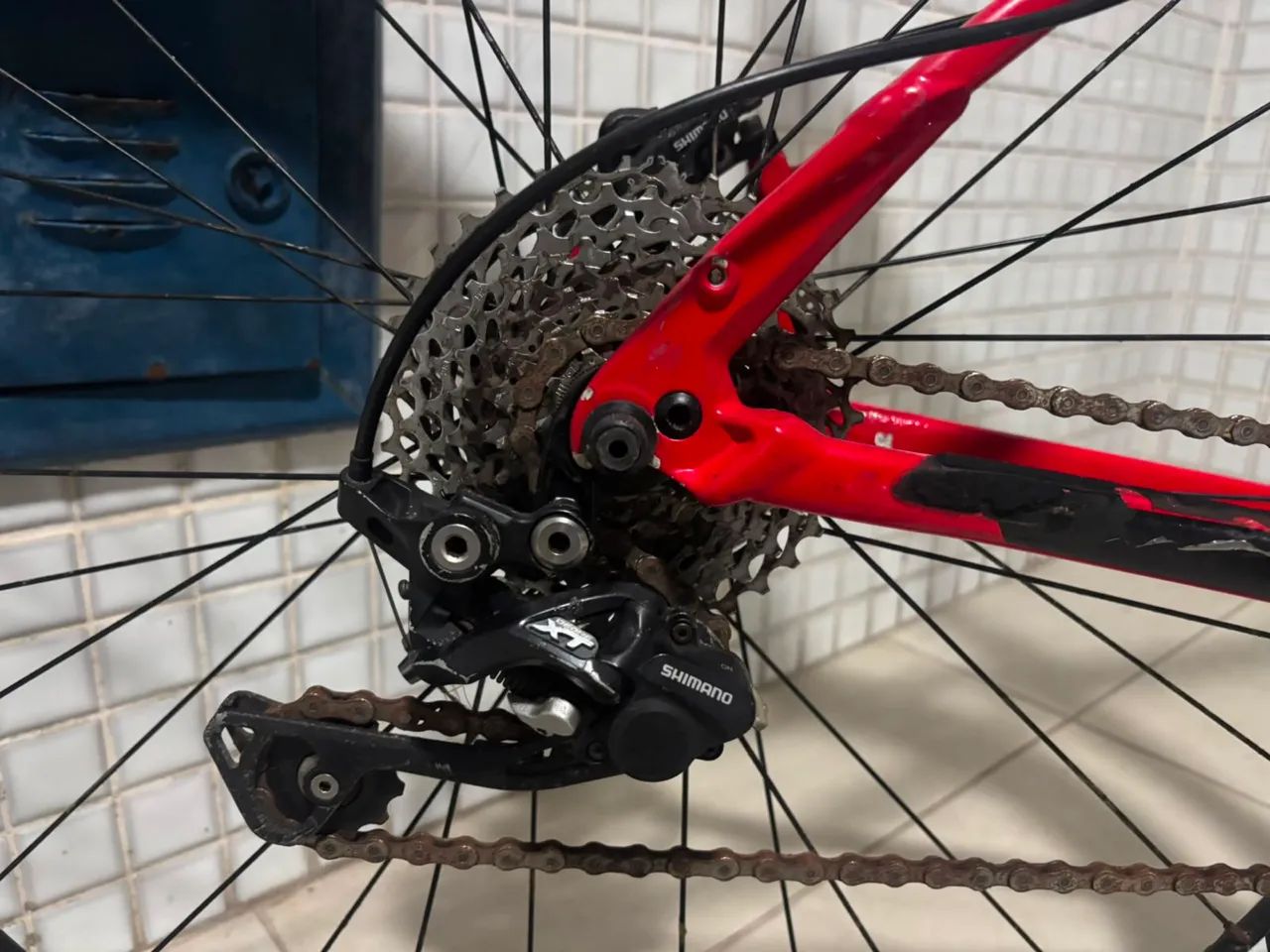 Bike Specialized M4 aro 29 e peça - Foto 5