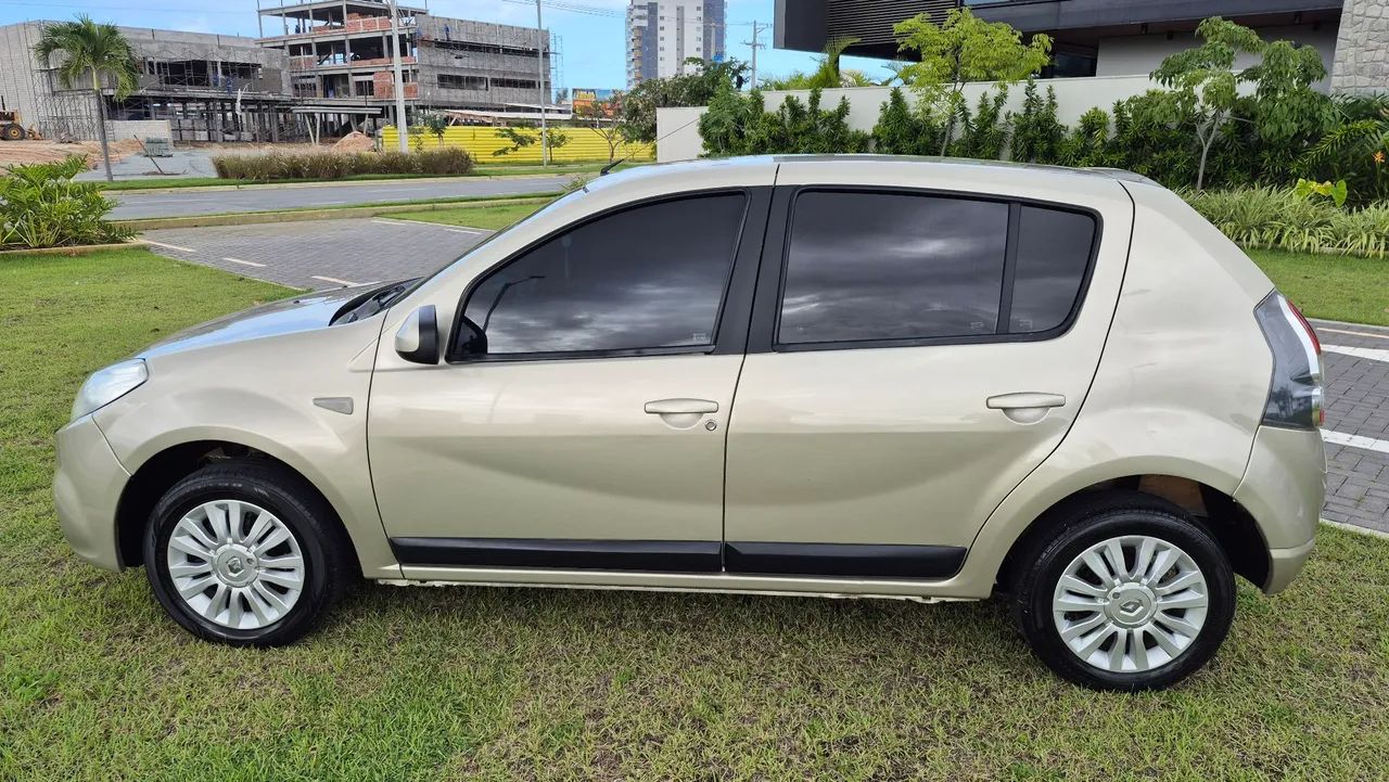 Renault Sandero 2012