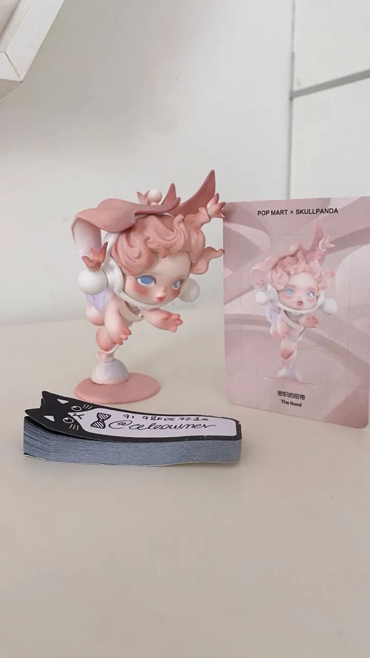 Skullpanda Figure The Paradox - Hobbies e coleções - Caminho das