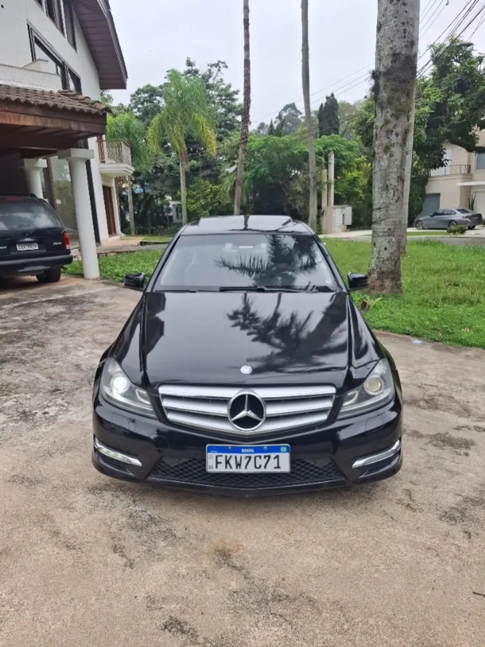 Mercedes-Benz C-200 2013
