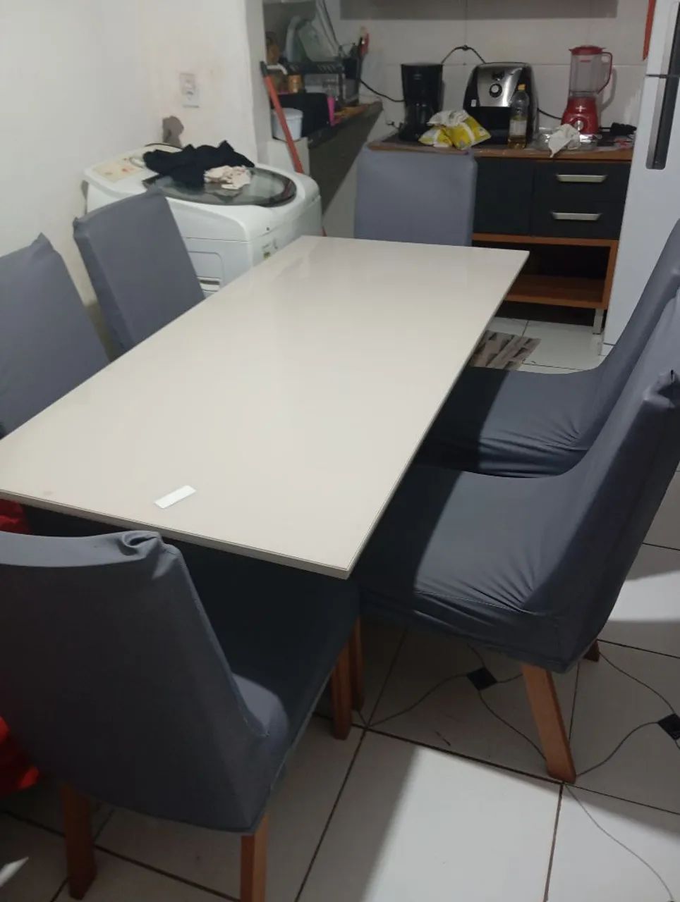 Mesa de seis cadeiras pra vende - Foto 3