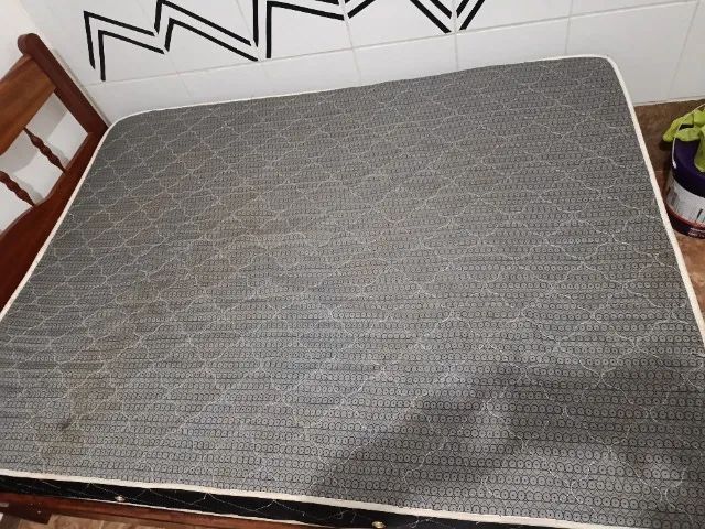Cama de madeira + colchão  - Foto 2