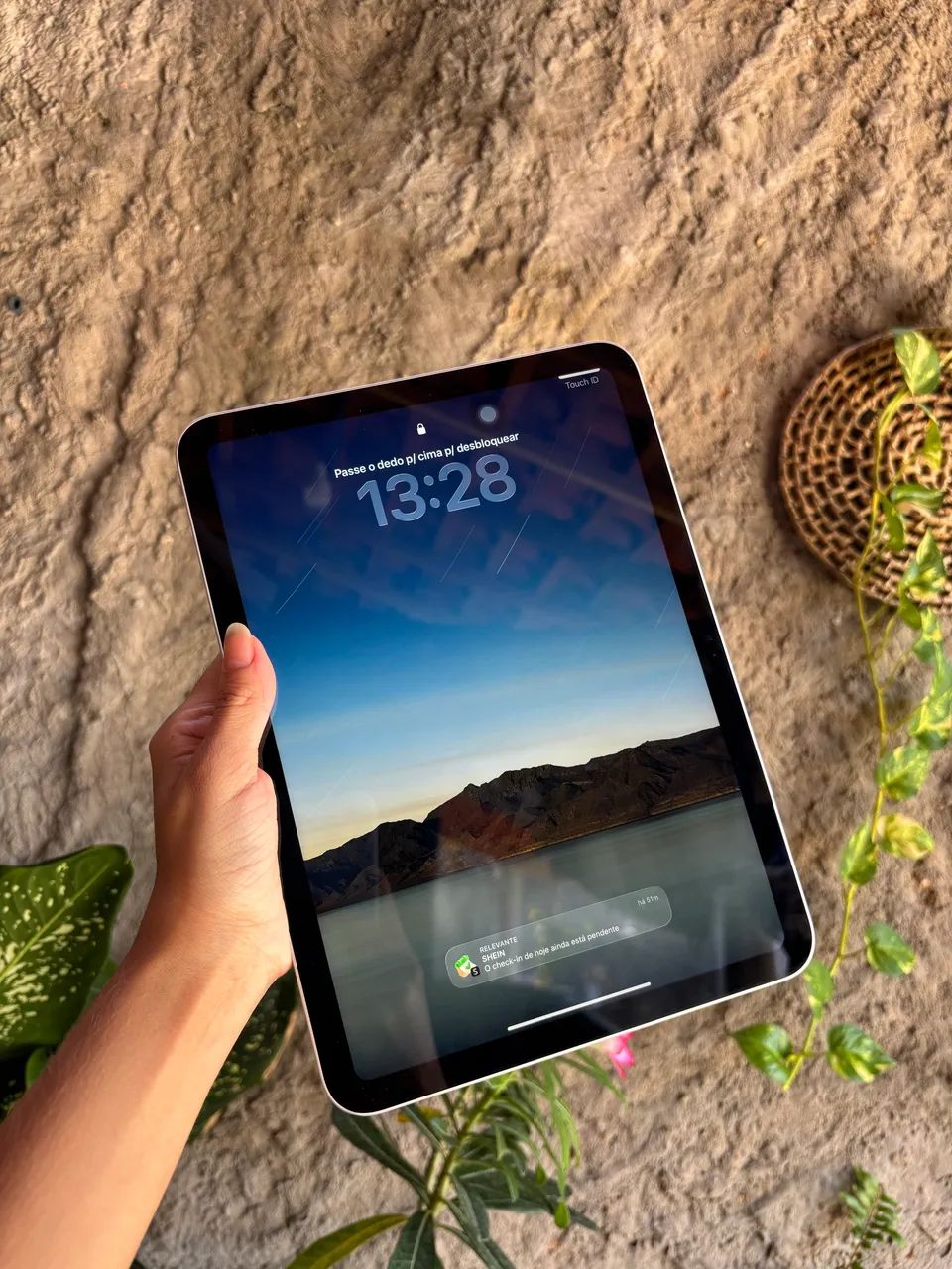 iPad 11 A16 
