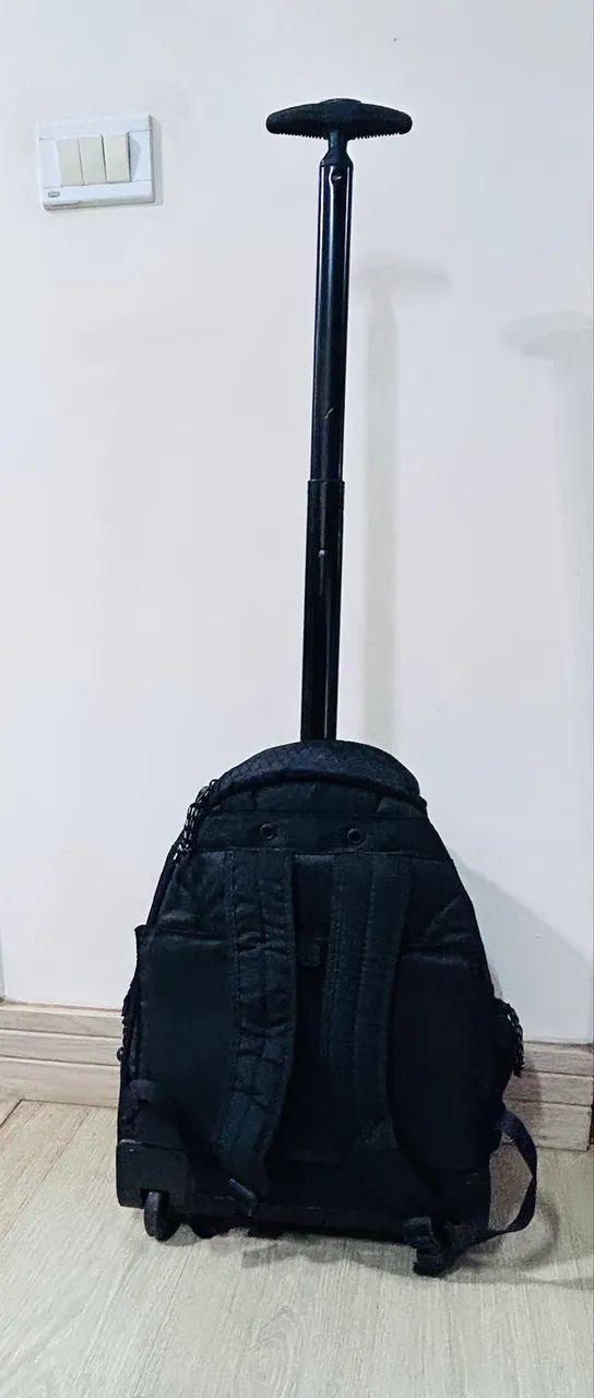 Mochila TARGUS rodinha com proteção e alça retrátil. - Foto 2