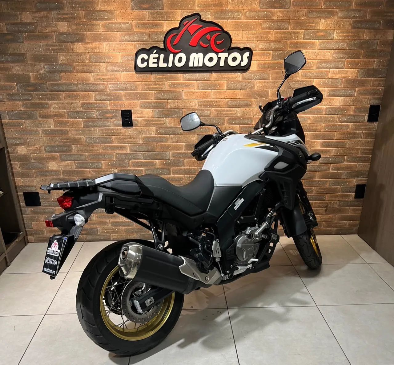 DL 650 XT V-STROM BRANCA 2023/2024 - Foto 3