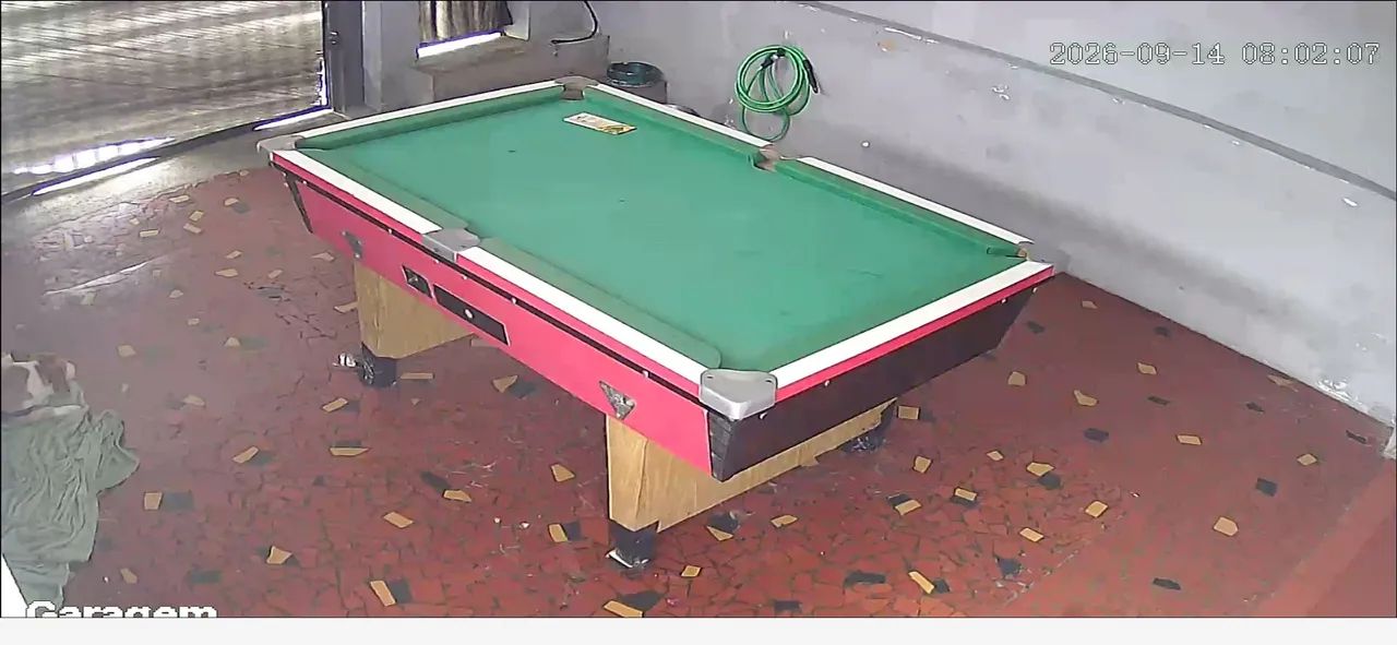 Mesa de snooker/ sinuca completa com 4 tacos e bolinhas numeradas e  mata mata