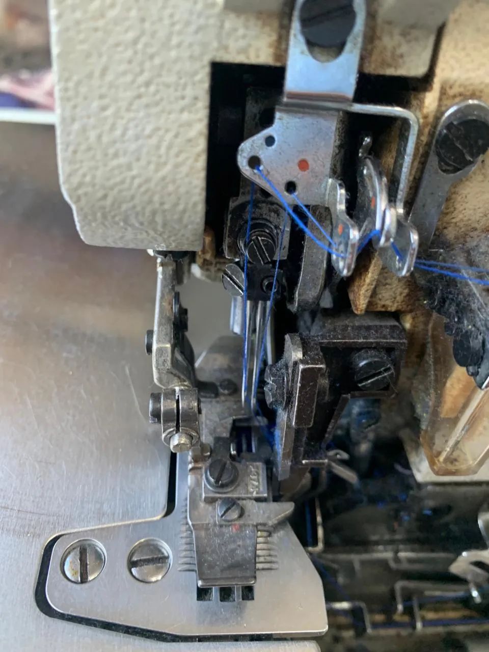MÁQUINA OVERLOCK PONTO CADEIA - Foto 2