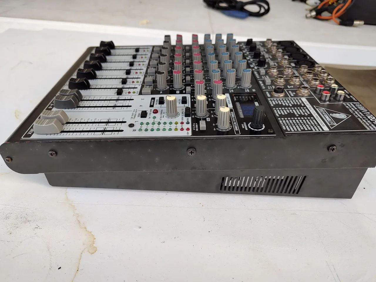 Mesa de Som Behringer  - Foto 2