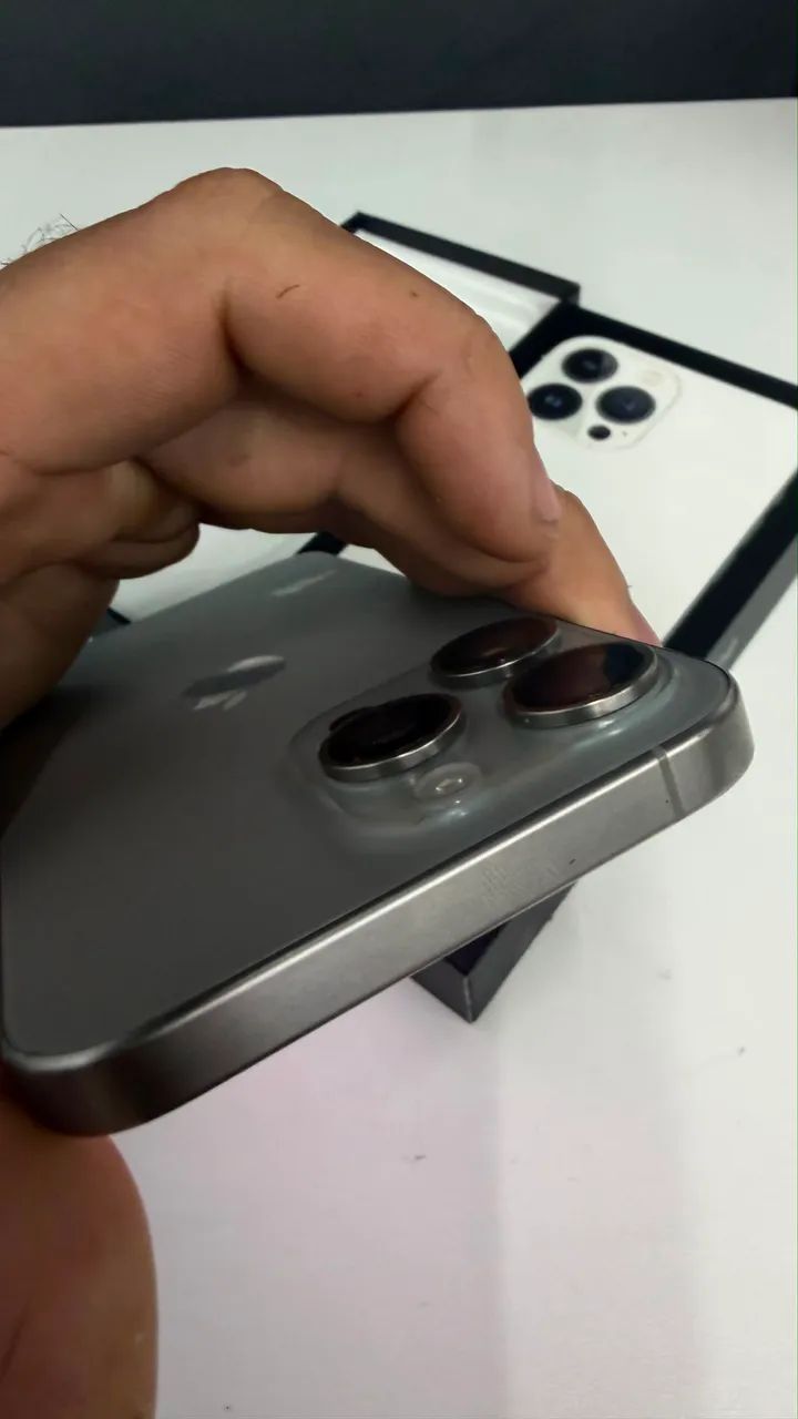iPhone 15 pro Max 256g titânio  - Foto 3