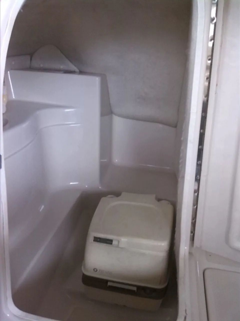 Lancha Regal 2300 - Foto 2