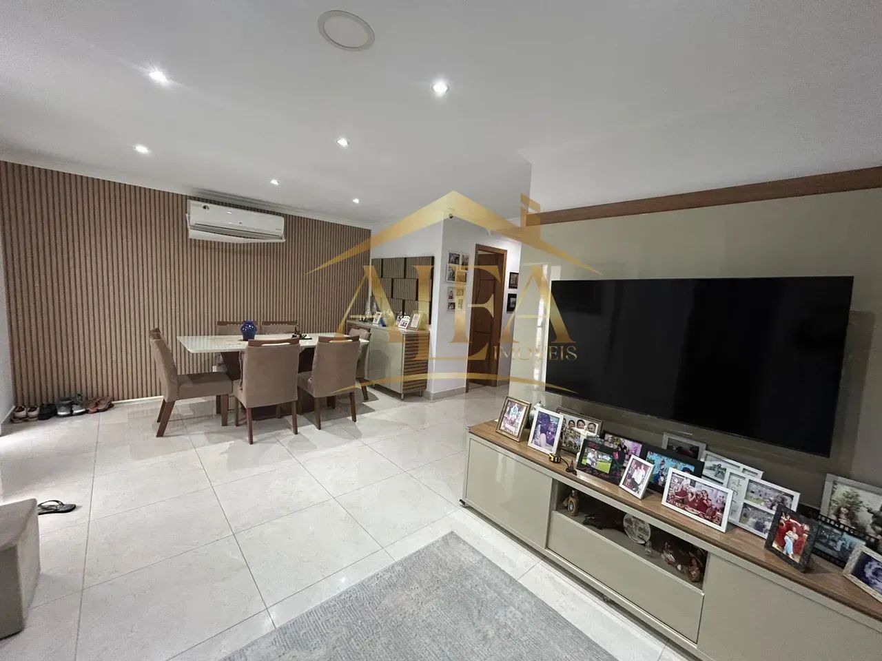 Excelente casa de 4 quartos sendo 1 suíte com closet e área gourmet - Foto 2