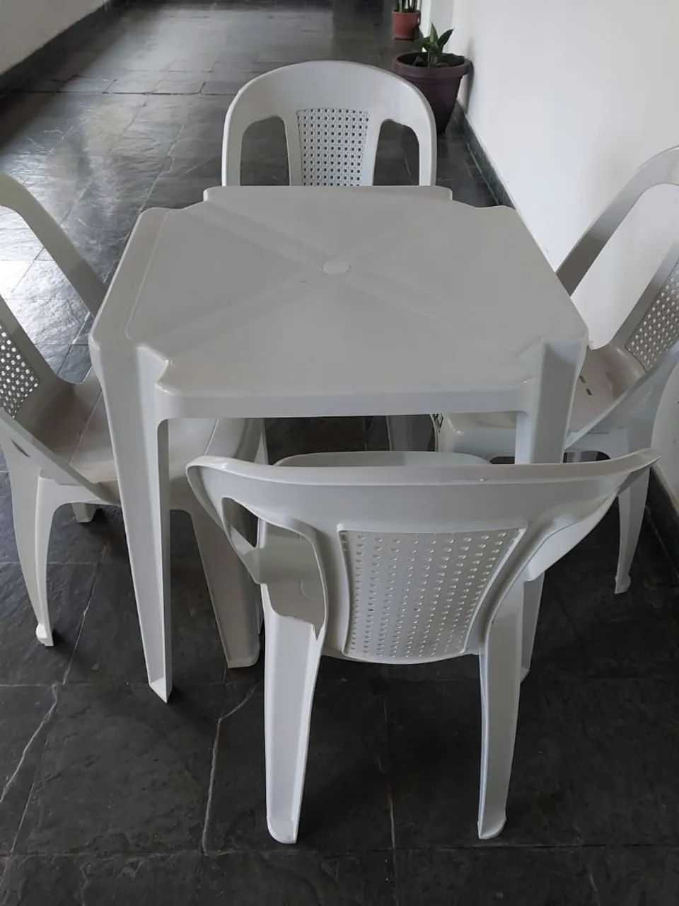 Jogo de mesas e cadeiras  - Foto 2
