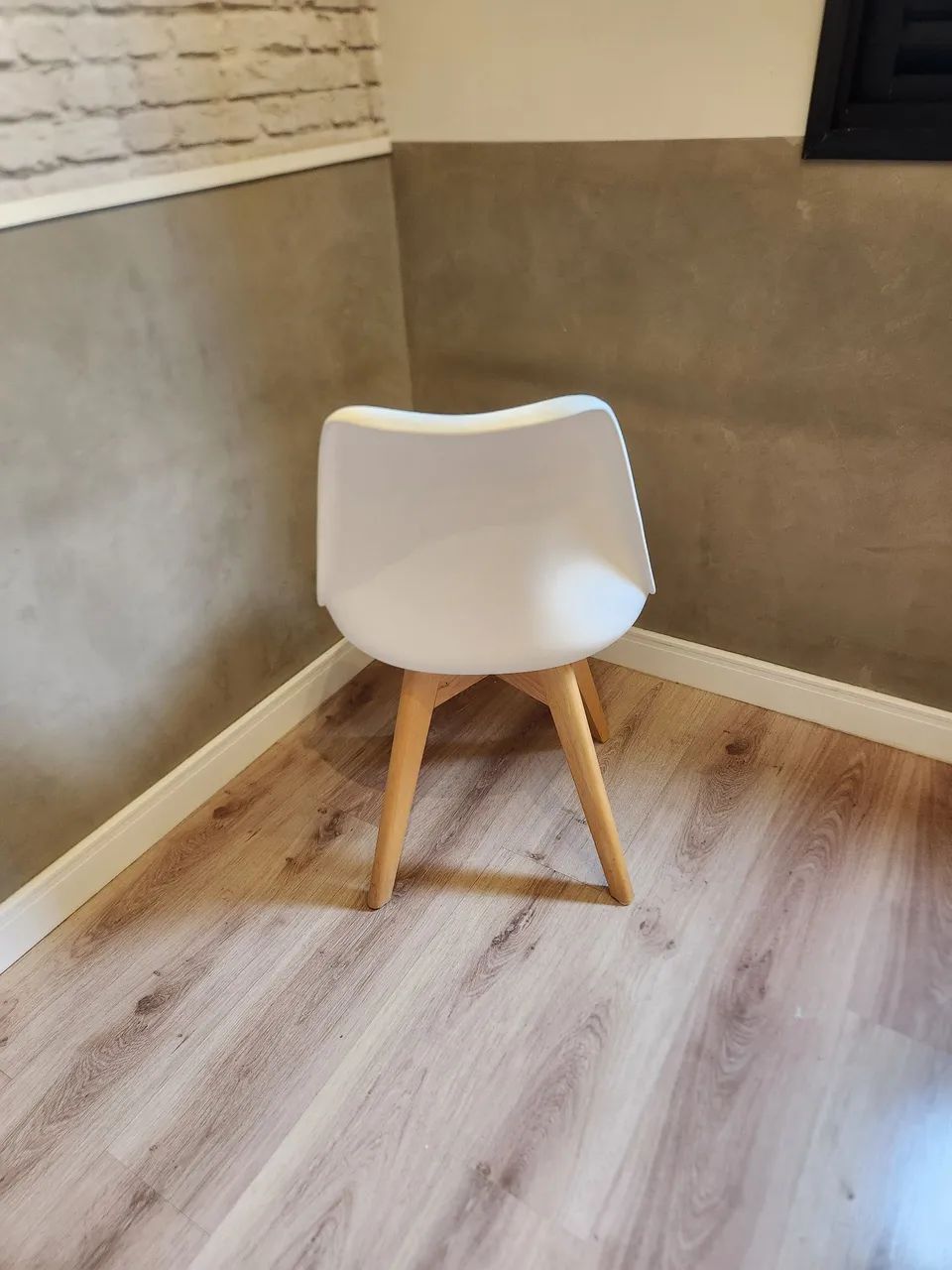 Cadeira eames wood pés de madeira - Foto 3
