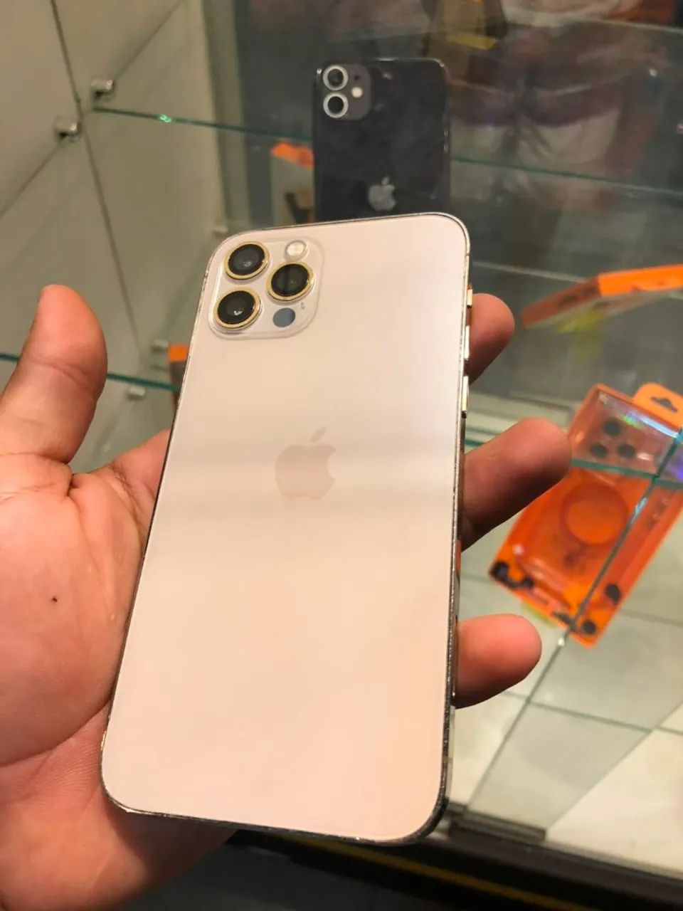 Iphone 12 pro  - Foto 2