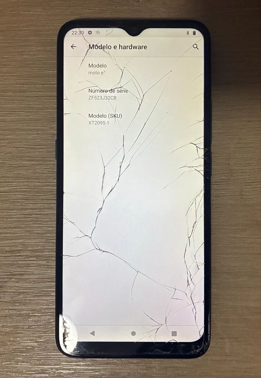Smartphone Moto E7 32GB com Tela Trincada - Foto 4