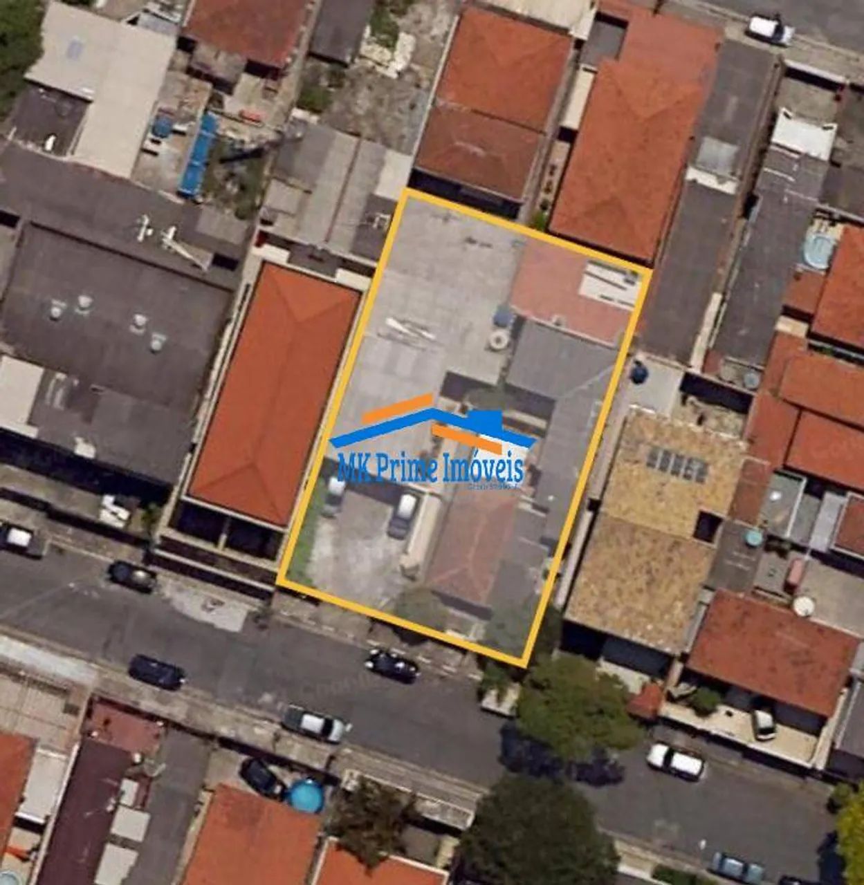 Terreno 20x30 - 600m² c/ 4 casas ótimo p/ Construtor Próx Av Mutinga - SP