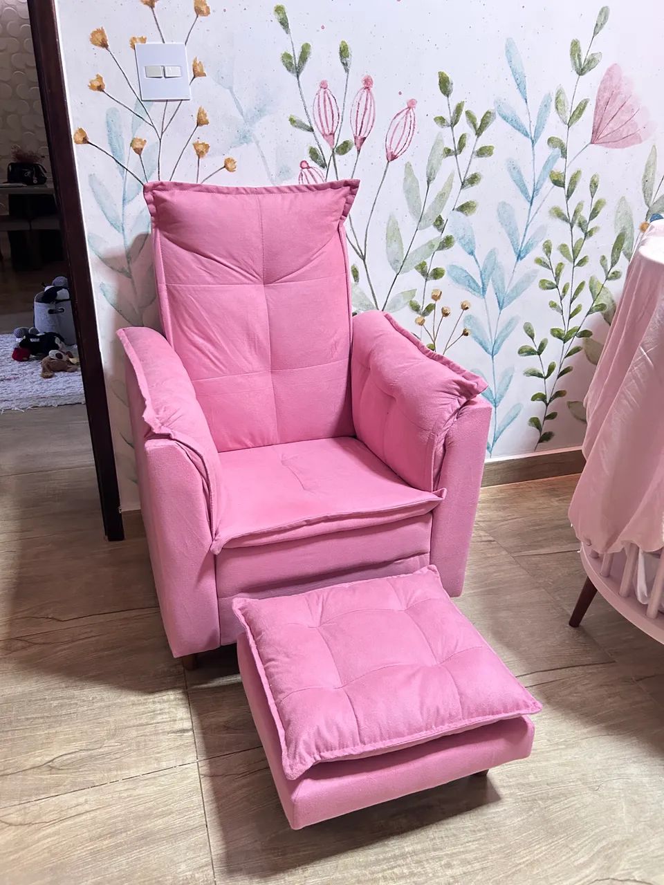 Vendo cadeira de amamentação  - Foto 3